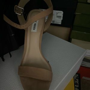 Fascinate Camel Nubuck 300